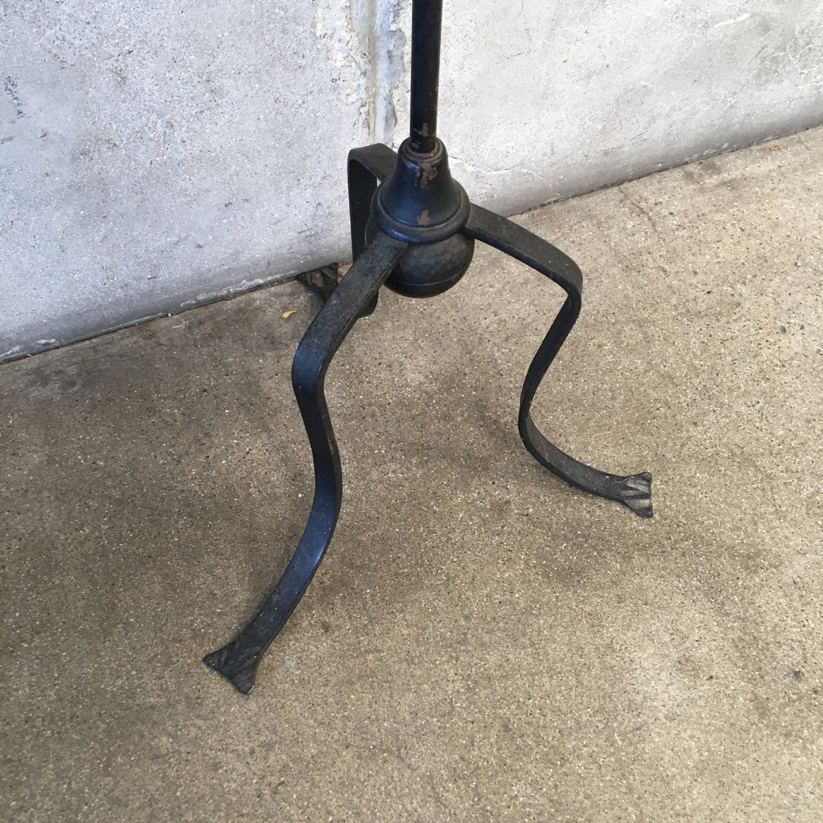 Iron/Copper Monterey Style Floor Lamp