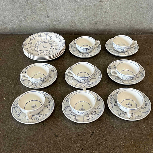 Set of 20 Boch La Louviere Dessert Set of 8 Cups/Saucers and 4 Plates