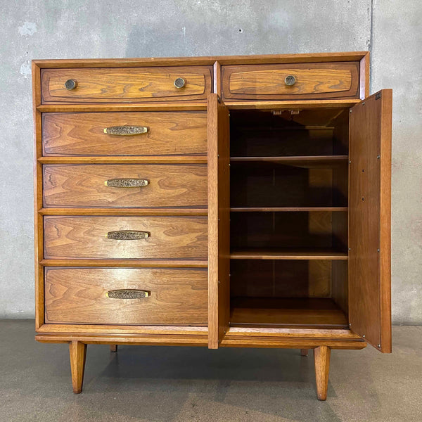 Mid Century Modern Solid Wood Dresser By Heritage Mid Century Modern Solid Wood Dresser By Heritage