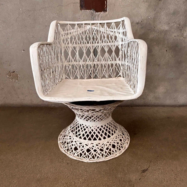 Mid Century Modern Russell Woodard Spun Fiberglass Arm Chair #1