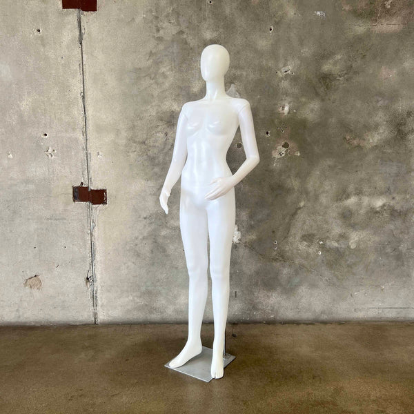 Mannequin With Chrome Stand w/Removeable Magnetic Arms