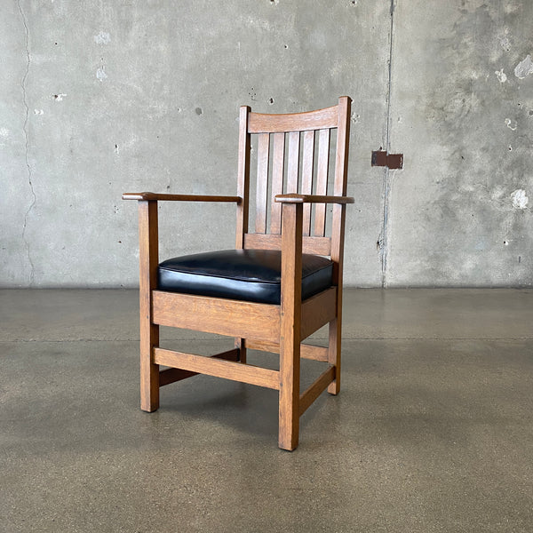 Arts & Crafts Oak Chair Signed Limbert Cat. Number 389, Early 19th C