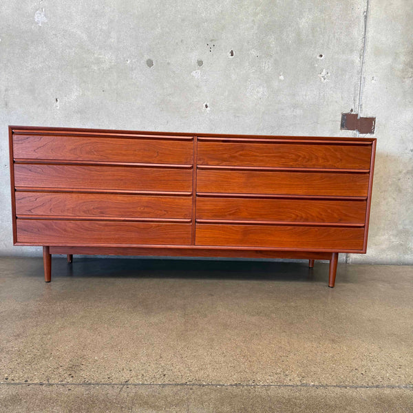 Westnofa Mid Century Modern Danish Teak Eight Drawer Dresser/Credenza