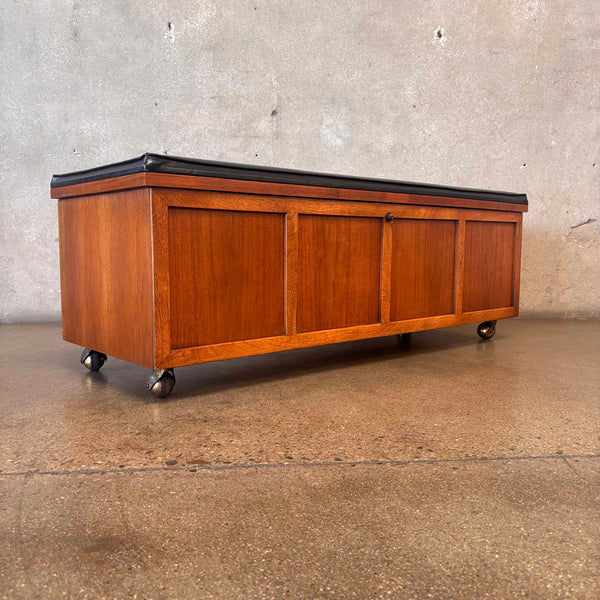 Mid Century Modern Lane Walnut & Cedar Blanket Chest - Lock Disabled