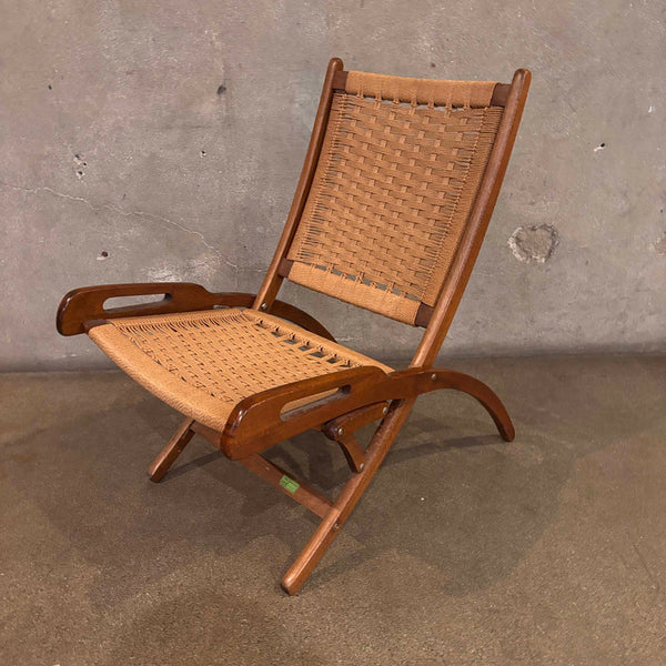 Mid Century Modern 1970s Walnut Folding Chair With Woven Paper Cord