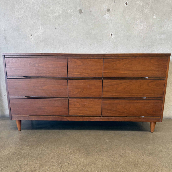 Mid Century Modern L.A. Period Furniture Nine Drawer Low Dresser w/ Mirror