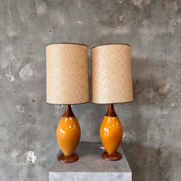 Pair of Mid Century Modern 1960s - 1970s Table Lamps w/ Shades