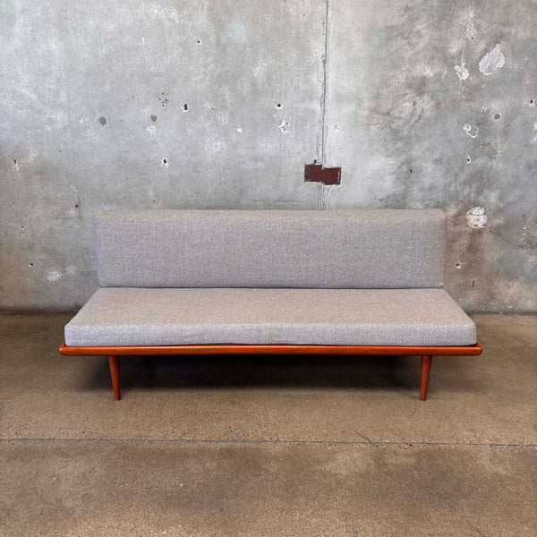 Peter Hvidt & Orla Molgaard Nielsen "Minerva" Day Bed
