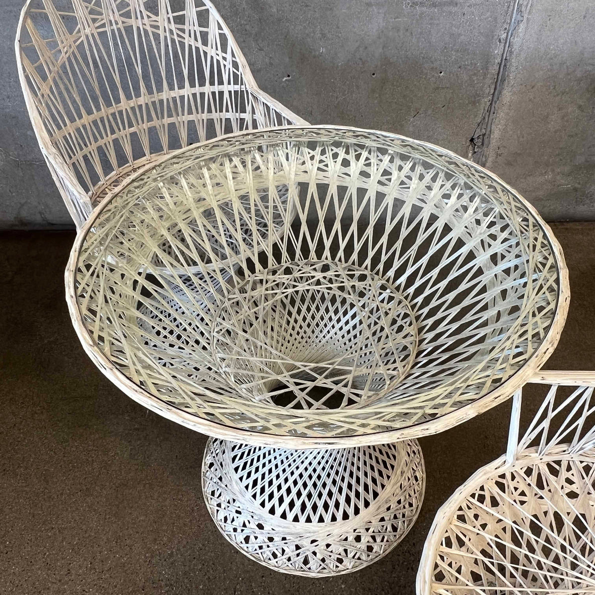 Russell Woodard Woven Spun Fiberglass Mid Century Patio Set