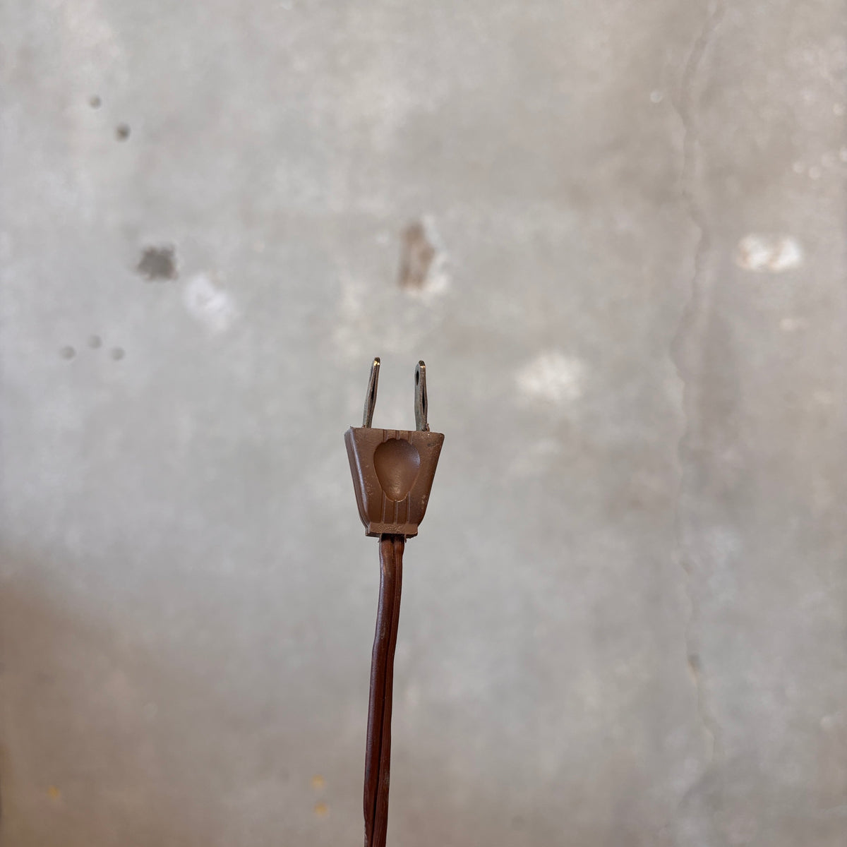 Mid Century Original Painted Toleware Wood & Metal Floor Lamp