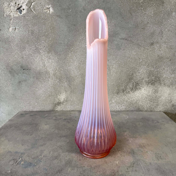 Vintage L.E. Smith Rare Pink Opalescent Vase Product Image