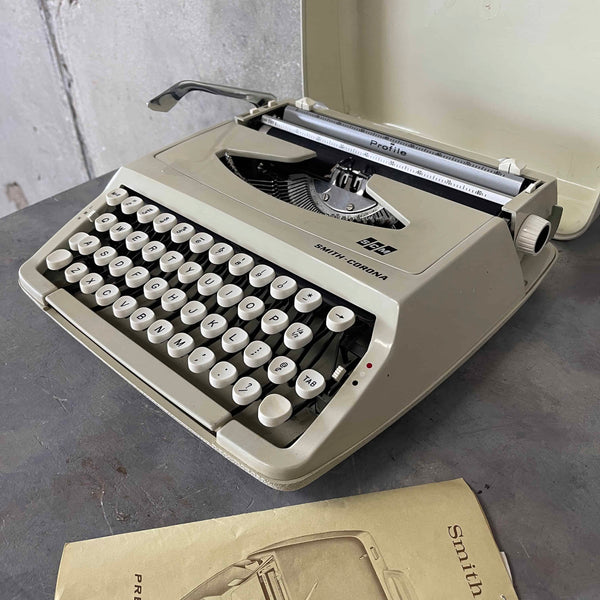 Smith Corona Profile Manual Typewriter