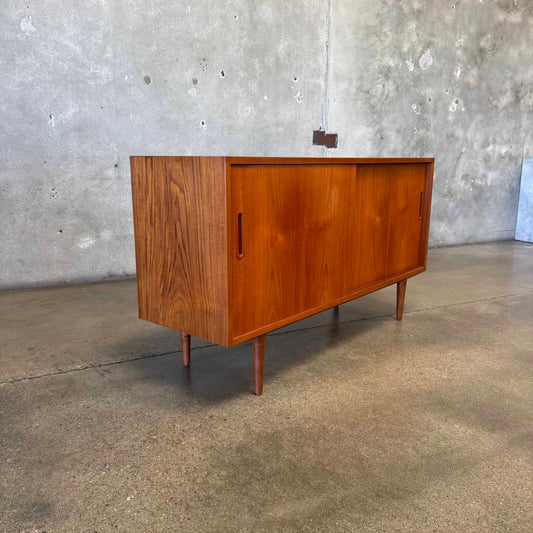 Danish Modern Teak Credenza By Poul Hundevad