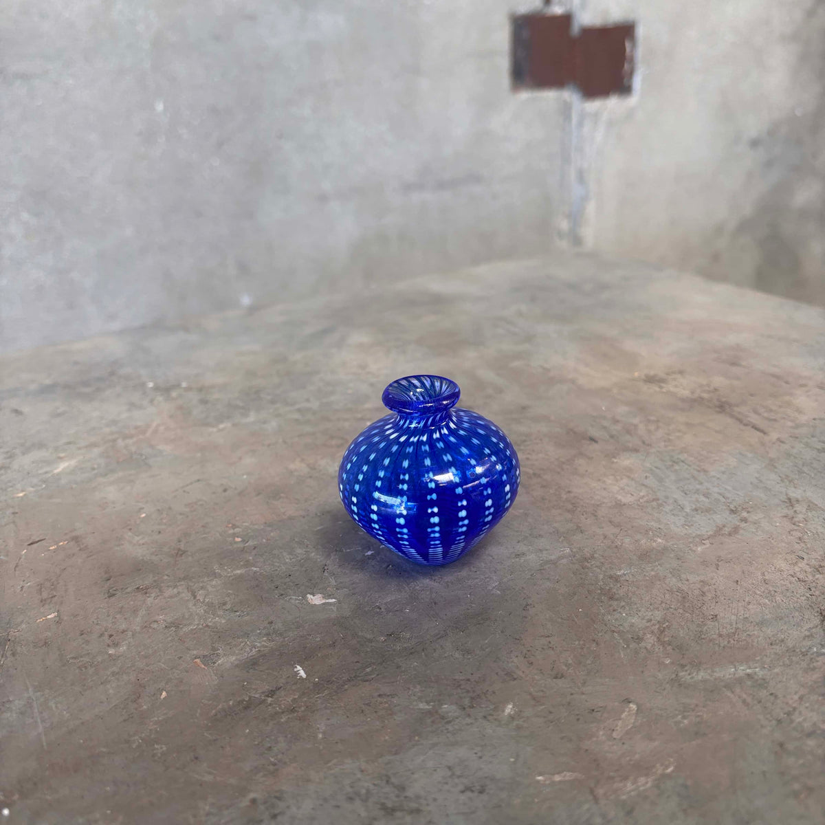 Bertil Vallien Kosta Boda Mini Vase