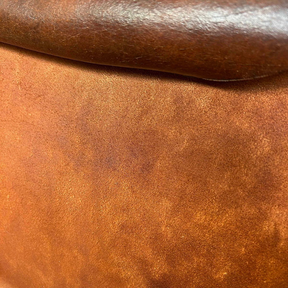 Hickory Chair Company, Leather & Metal #1