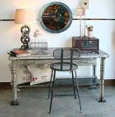 What Defines Vintage Style?