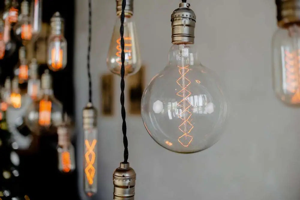 How to Buy Vintage Lighting for Your Home