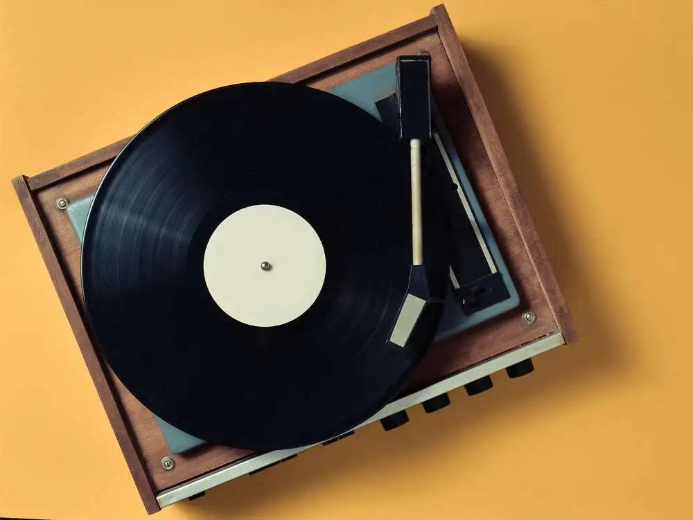 A Guide to Buying A Vintage Record Player