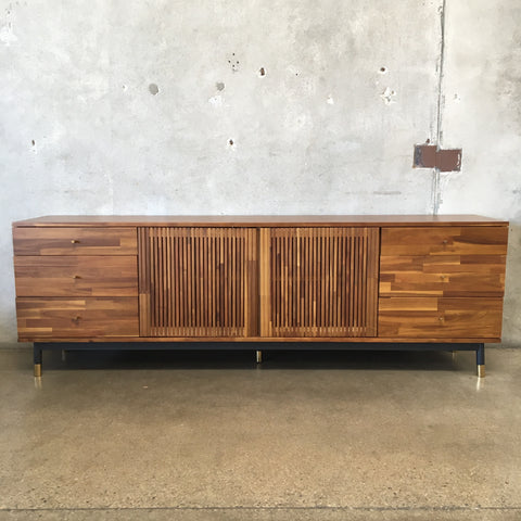 Explore Timeless Mid-Century Modern Furniture