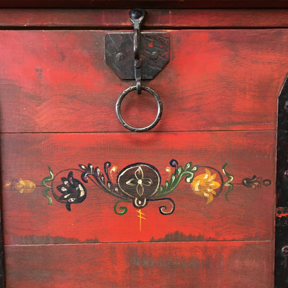 Red Vaquero Monterey Furniture Desk