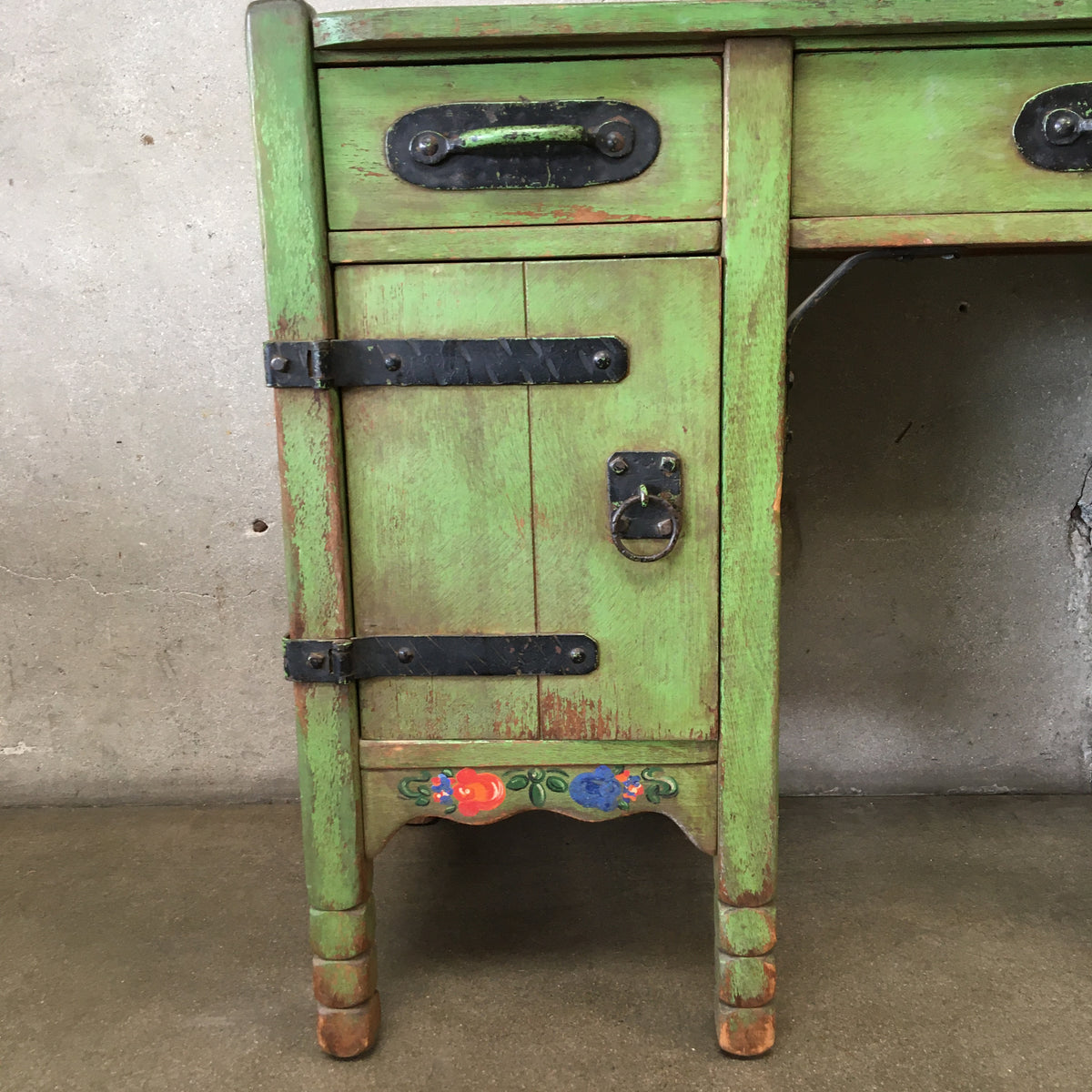 Green Monterey Furniture Desk
