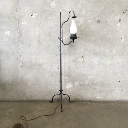 Early Mason MFG Monterey Furniture Iron Lamp