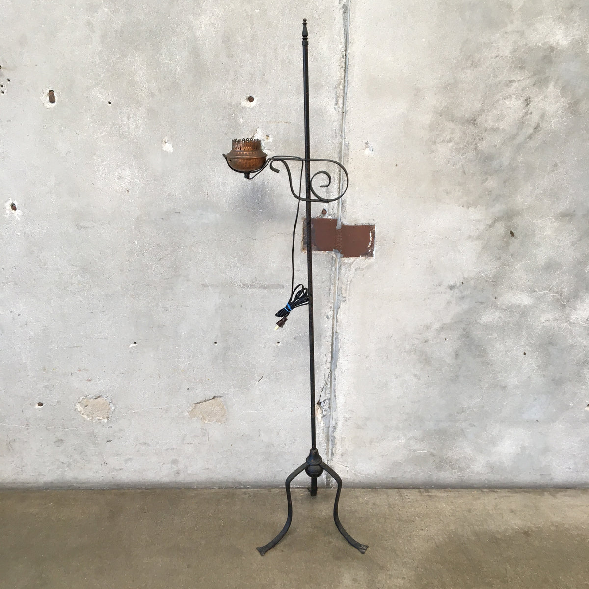 Iron/Copper Monterey Style Floor Lamp