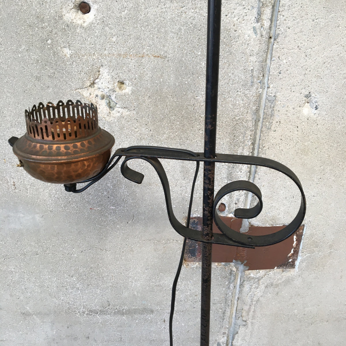 Iron/Copper Monterey Style Floor Lamp