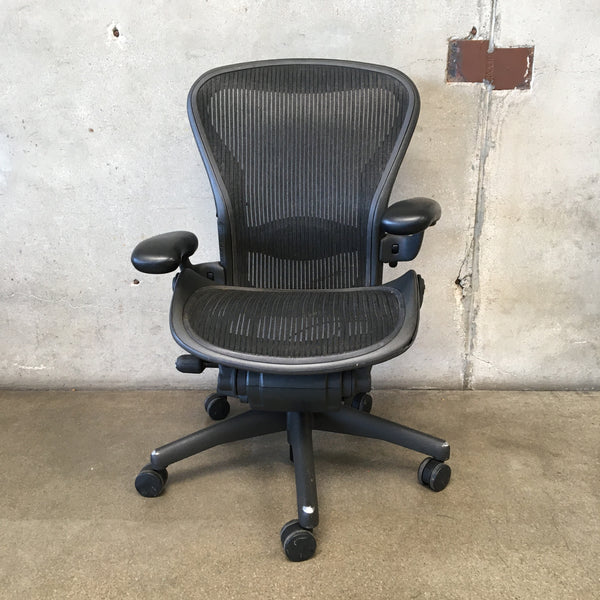 Herman Miller Size B Aeron Chair