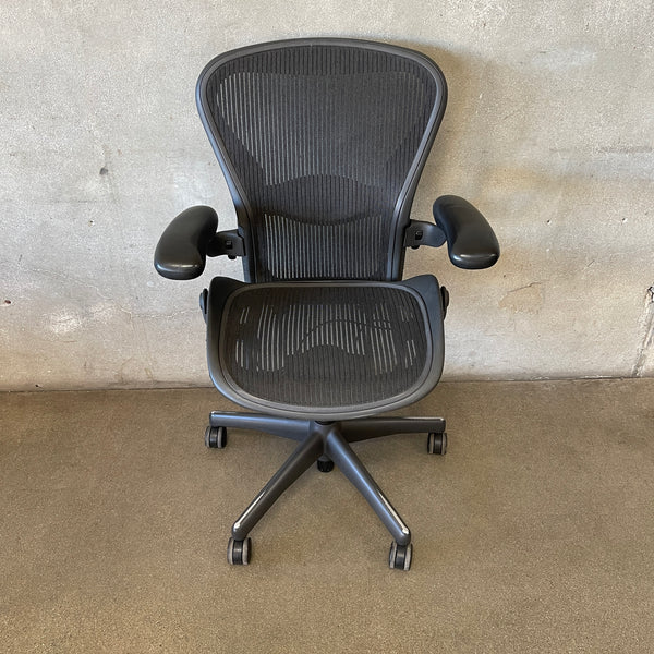 Herman Miller Aeron Chair - Size B (#2)