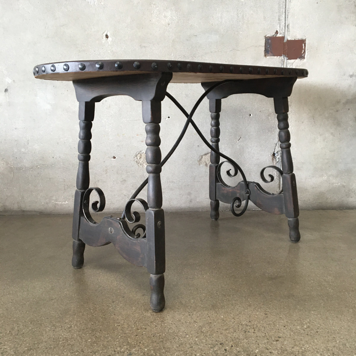 Monterey Furniture Oval Console Table w/Iron Stretchers & Leather Top