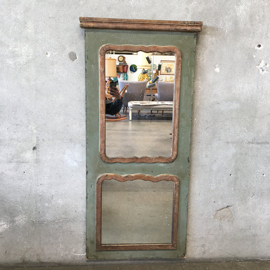 Vintage Style Decorative Two Panel Mirror