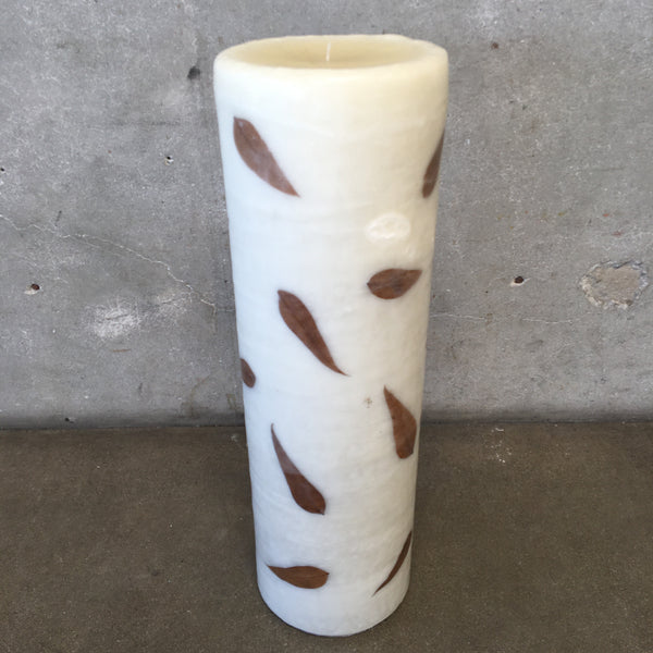 Large Candle With Leaves
