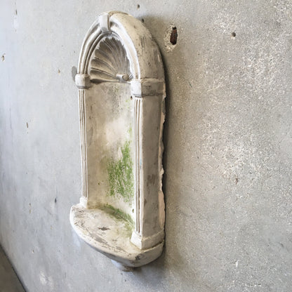 Vintage Concrete Font / Niche