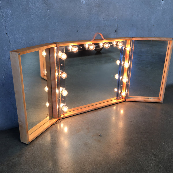 Refurbished Vintage Portable Vanity Mirror