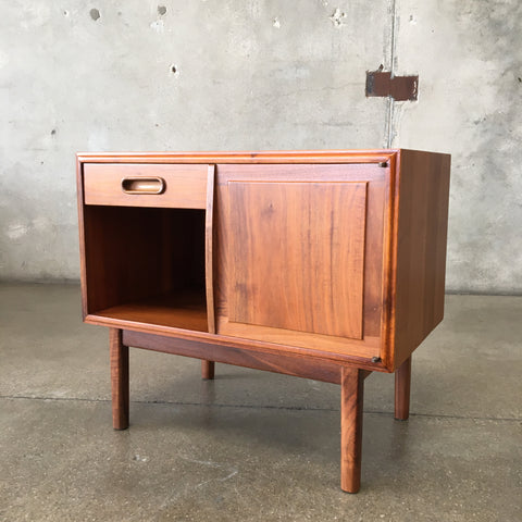 Explore Timeless Mid-Century Modern Furniture