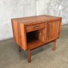 Jack Cartwright for Founders Mid Century Modern Walnut Side Table/Nightside