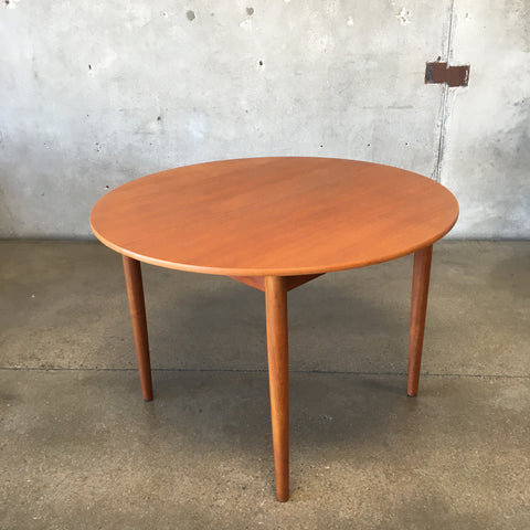 Vintage Coffee Tables, Dining Tables & More