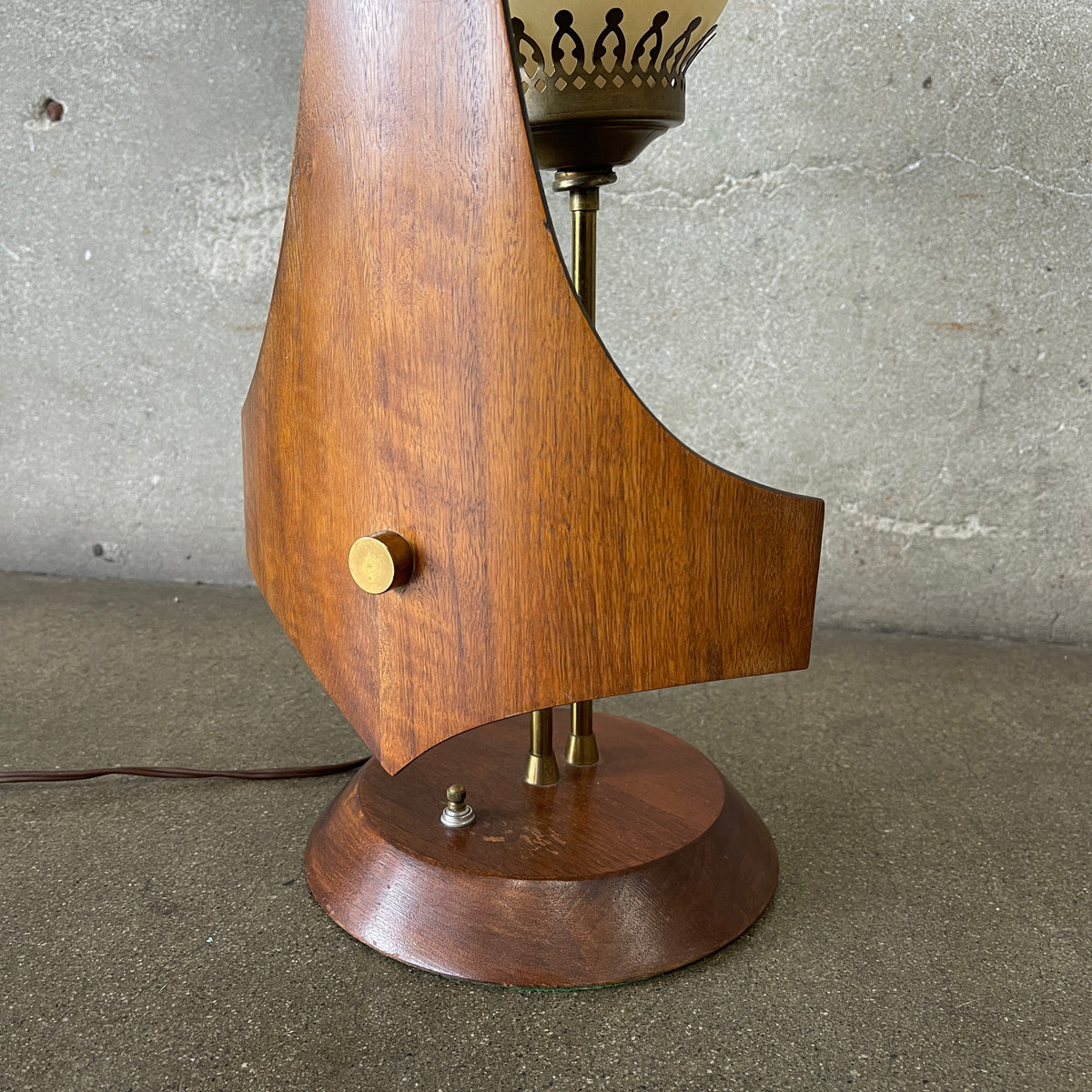 Mid Century Modern Brasilia Style Table Lamp
