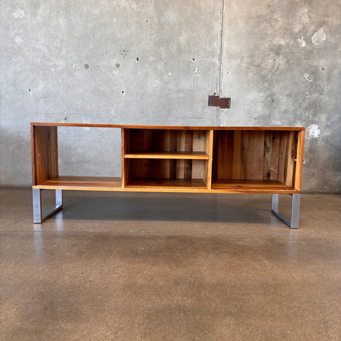 Explore Timeless Mid-Century Modern Furniture