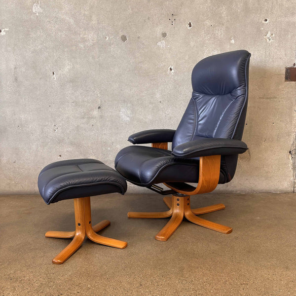 Vintage Leather & Oak Stressless Adjustable Chair & Ottoman From Norway