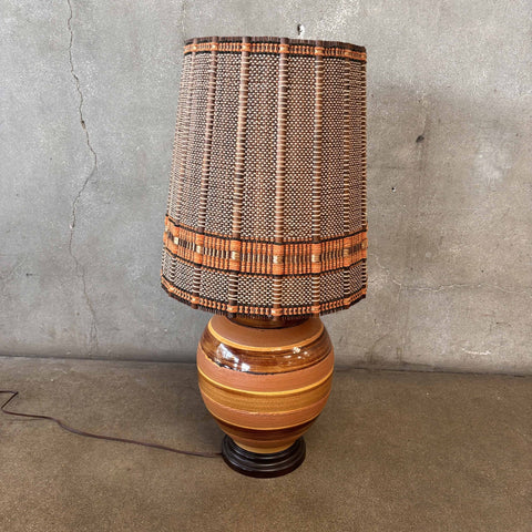 Vintage & Mid-Century Table Lamps