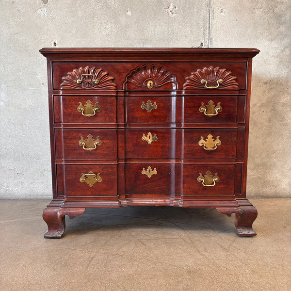 Vintage Queen Anne Style Thomasville Mahogany Dresser