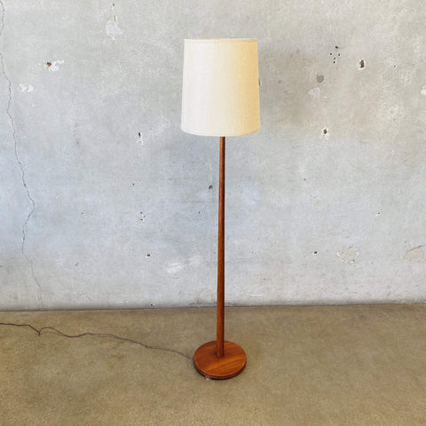 Mid Century Modern & Vintage Floor Lamps