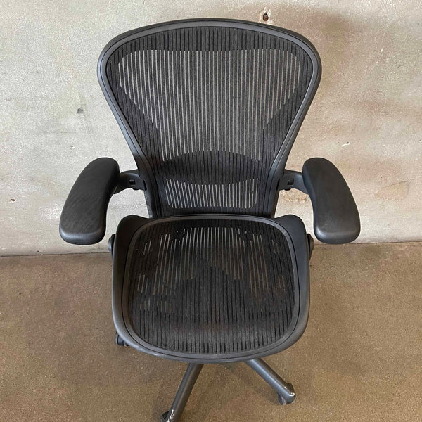 Herman Miller Aeron Chair Size B