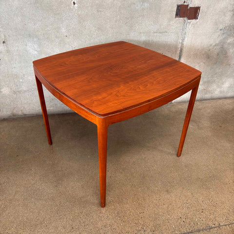 Vintage and Mid-Century Modern: Coffee Tables, Dining Tables & More