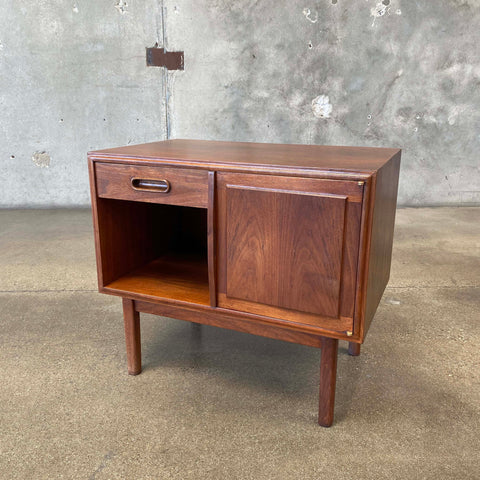 Vintage Storage Furniture: Dressers, Cabinets & Credenzas