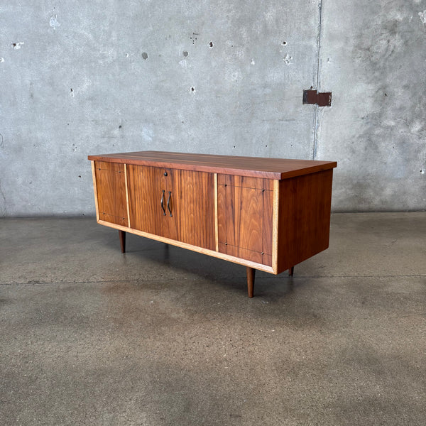 Mid Century Lane Cedar Blanket Chest