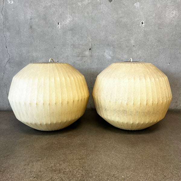 Pair of Early Vintage Mid Century Modern Bubble Lamps Designed by George Nelson