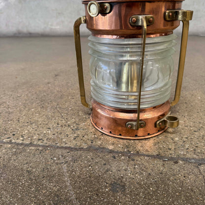 Tung Woo Anchor Light